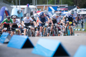 ジロの裏で38歳グライペルは久方ぶりの勝利を、22歳ヘイターは名乗りを上げる勝利をあげた。ピドコックがMTBでも躍進。